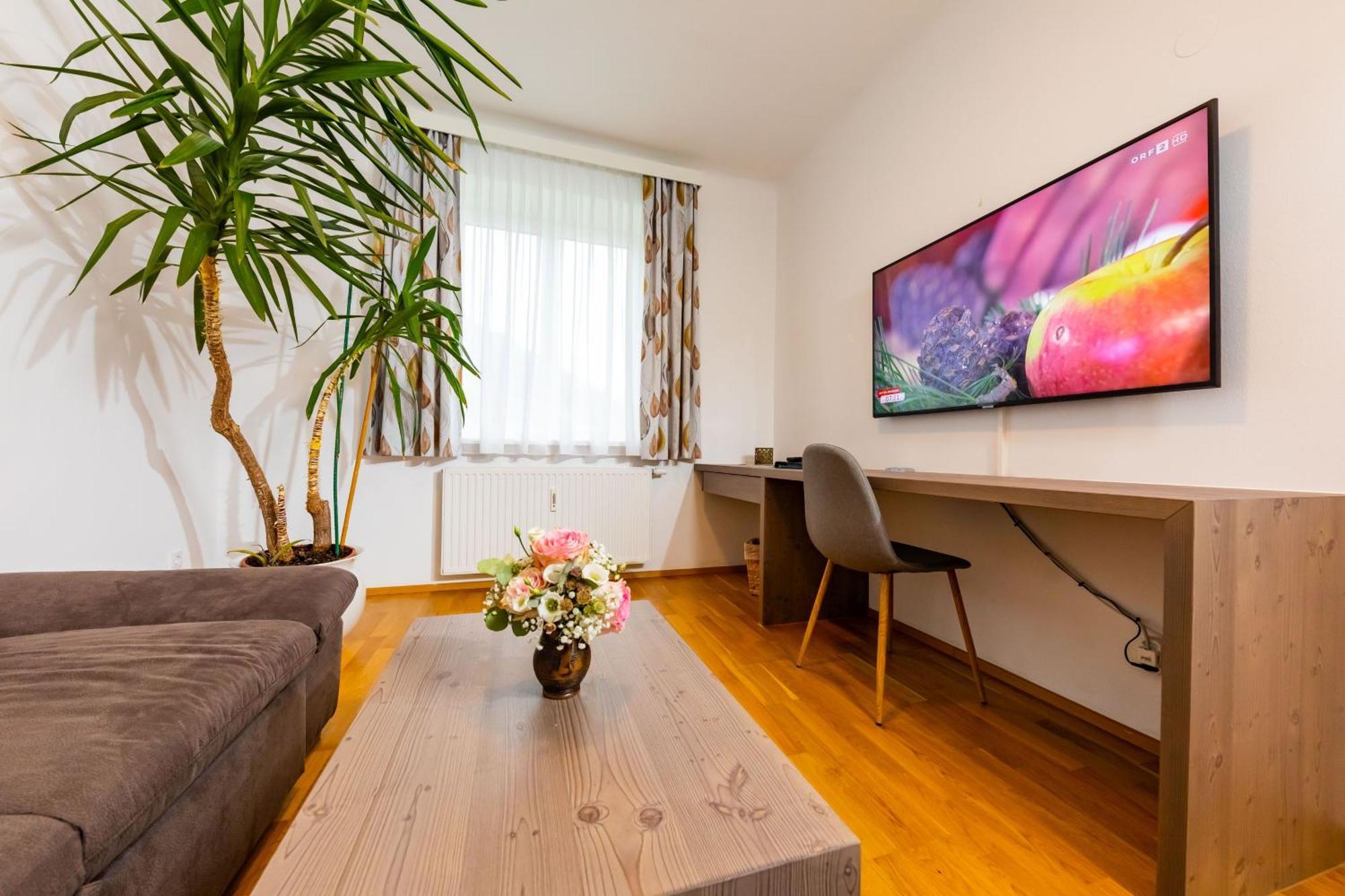Apartmenthaus Pastner Am Teich Übelbach Εξωτερικό φωτογραφία