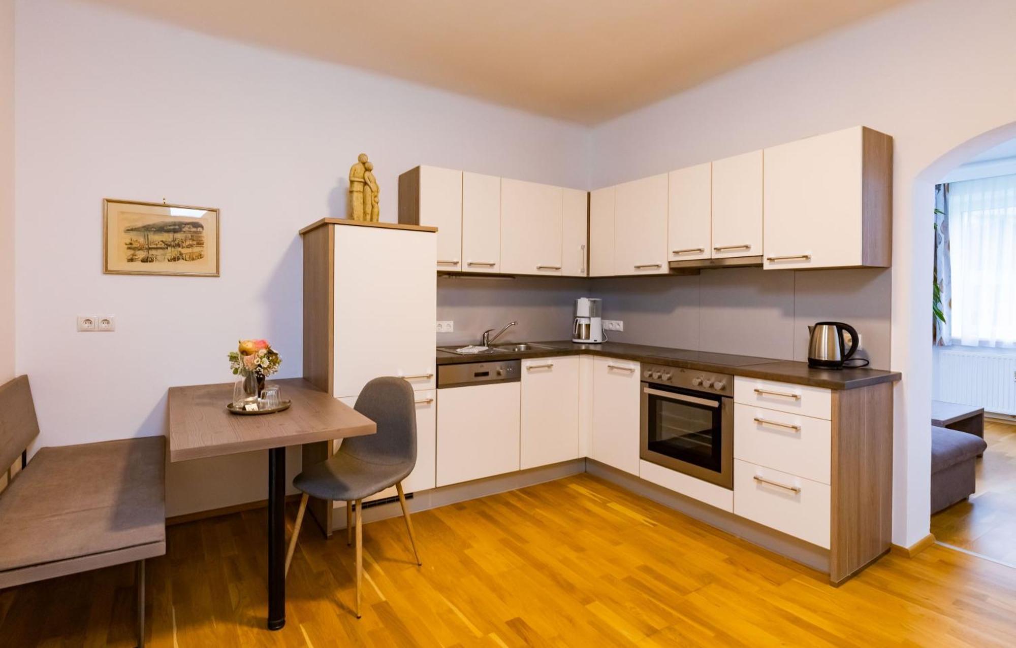 Apartmenthaus Pastner Am Teich Übelbach Εξωτερικό φωτογραφία