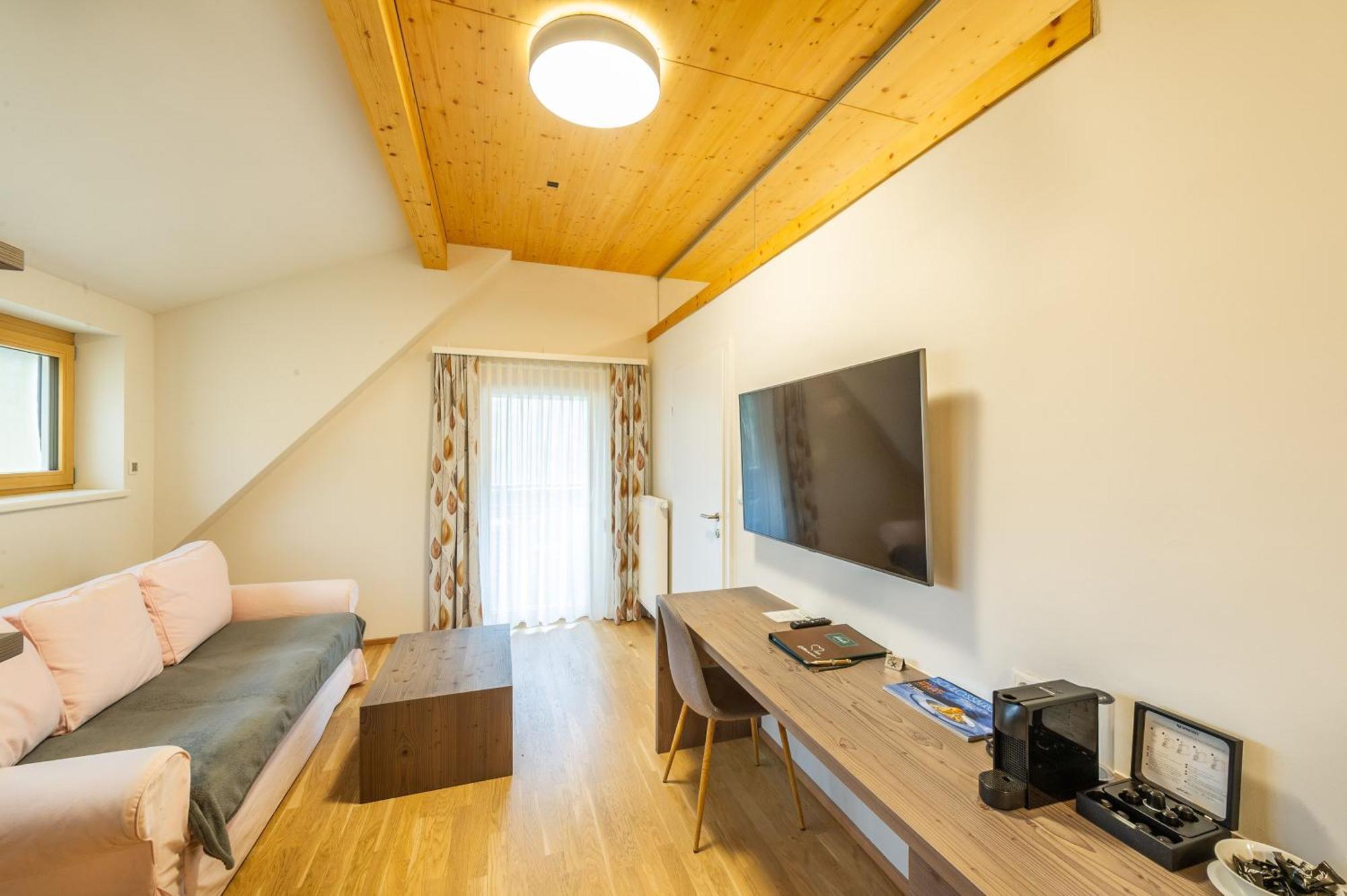 Apartmenthaus Pastner Am Teich Übelbach Εξωτερικό φωτογραφία